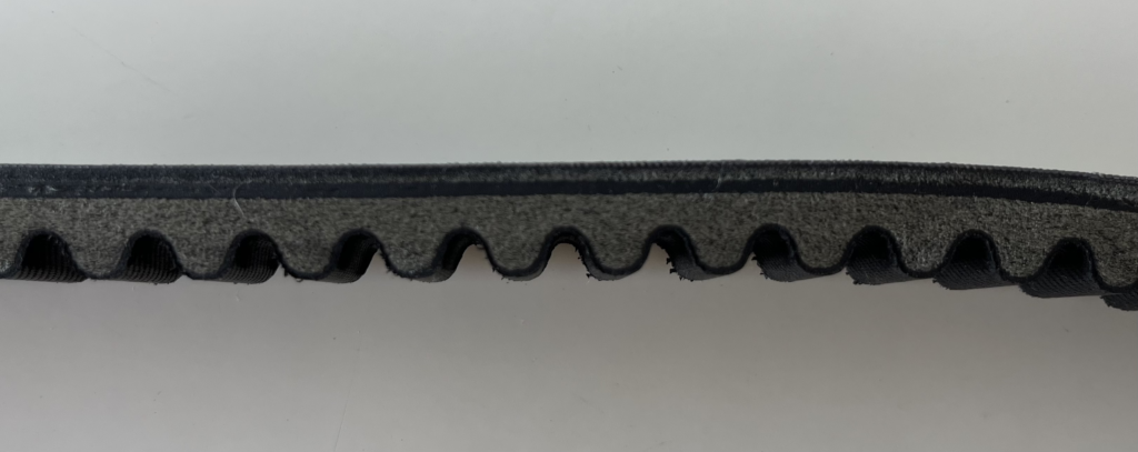 Side profile of a grinded CVT Drive Belt